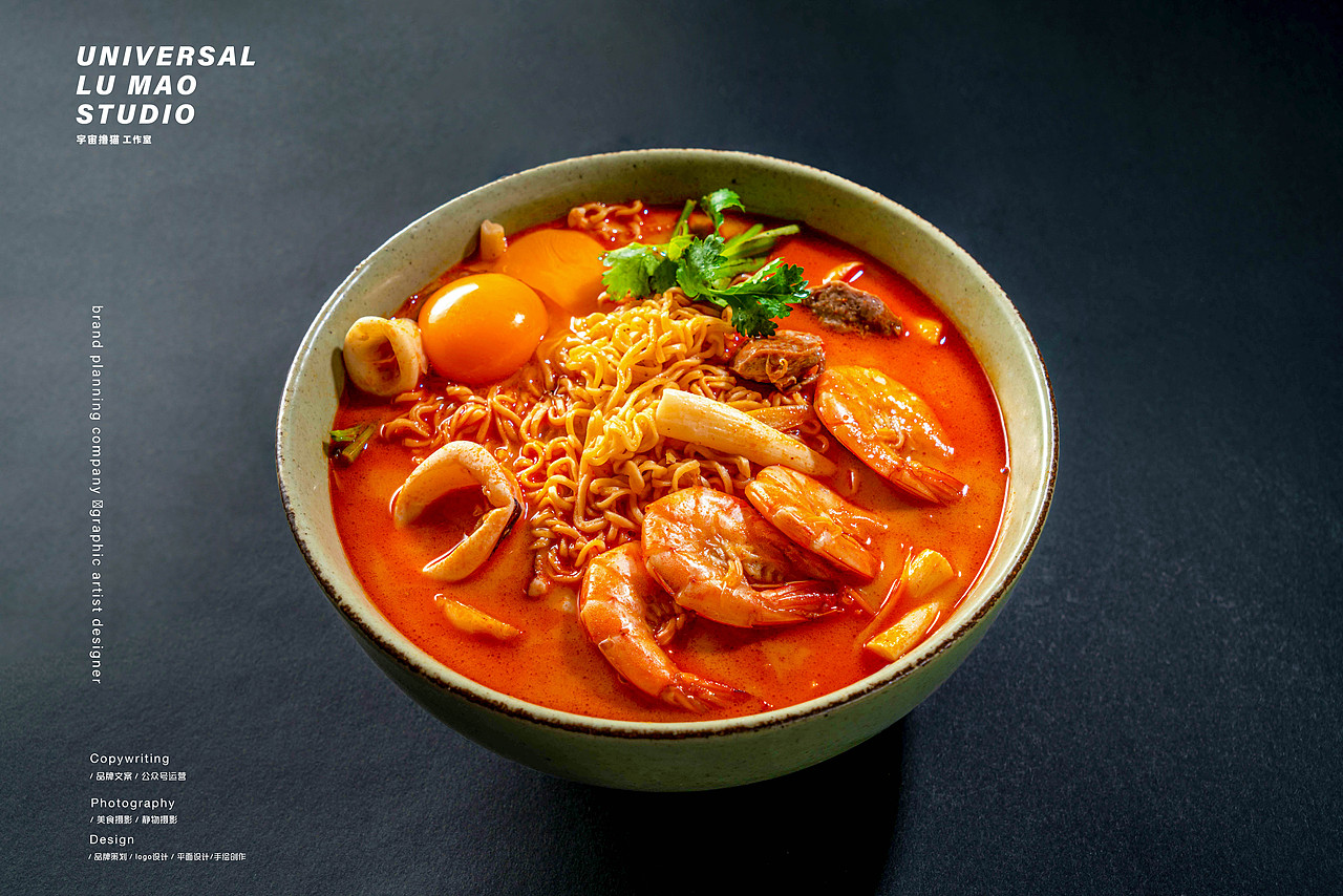 泰国菜泰式料理美食静物摄影纯黑背景风格