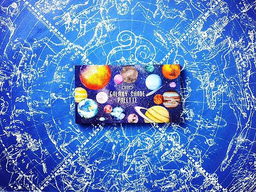DITO “遨游星空”系列眼影产品