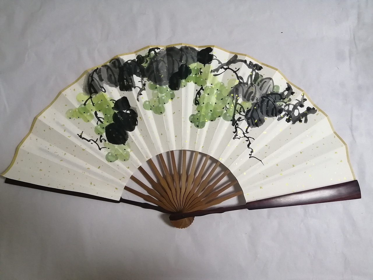 团扇中国画国画花鸟手绘扇面花束插画儿插风格蜡笔画头像儿插风格人物