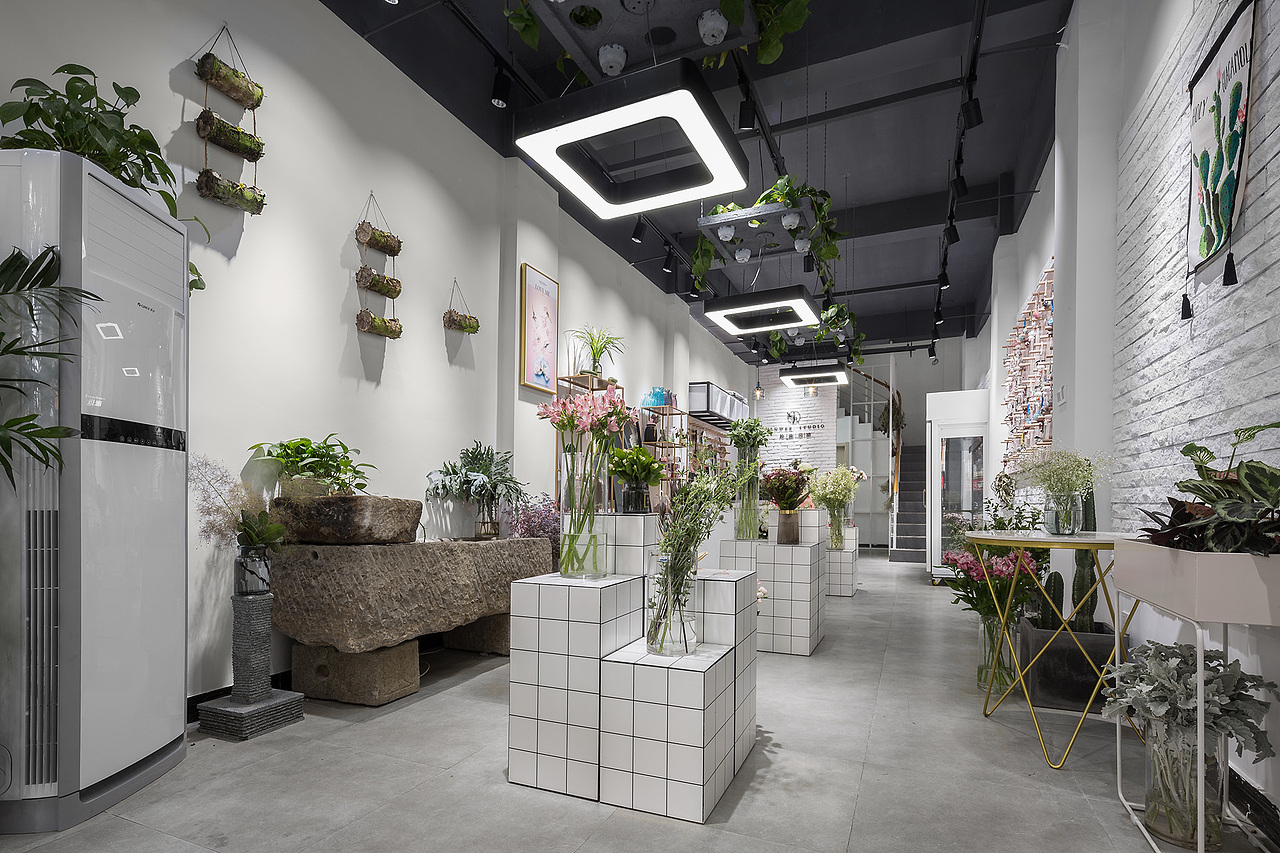 《拾柒花坊》，我有一个梦想，面朝大海，春暖花开。