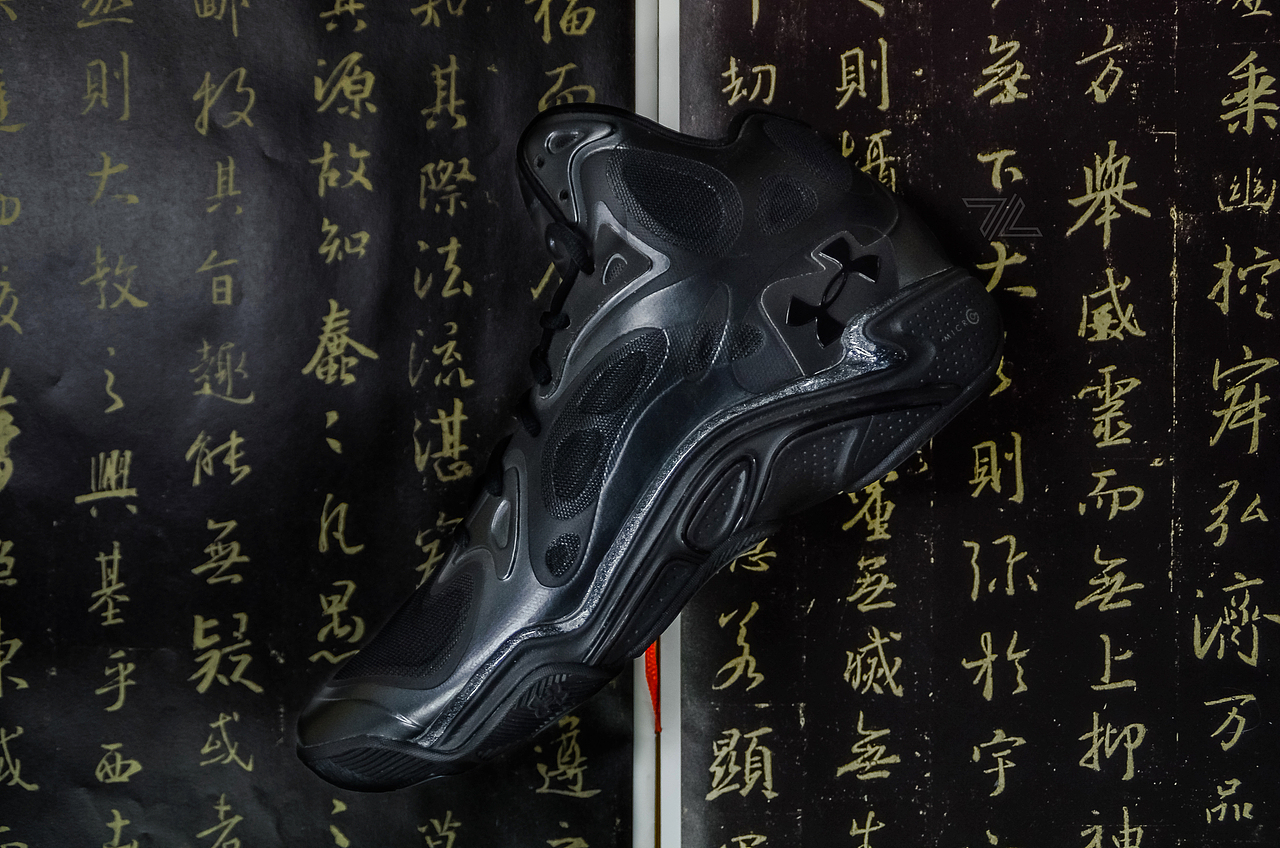 秋天，小作——Under Armour 热熔（图ZNjU4NDQ0MTI=） - 产品摄影 - 站酷设计师applicant1原创素材 - 站酷ZCOOL