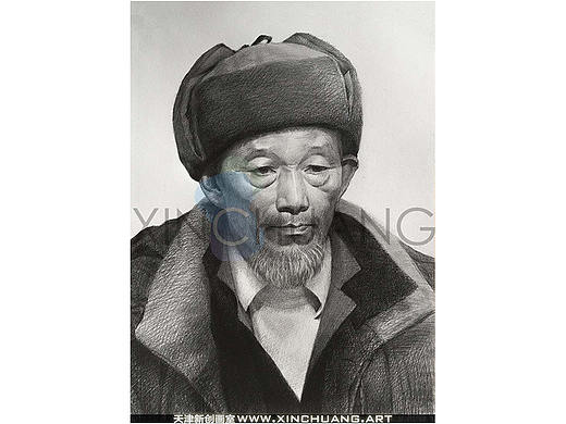 穿冬装的老人四分之三侧面素描胸像写生解析-天津新创画室