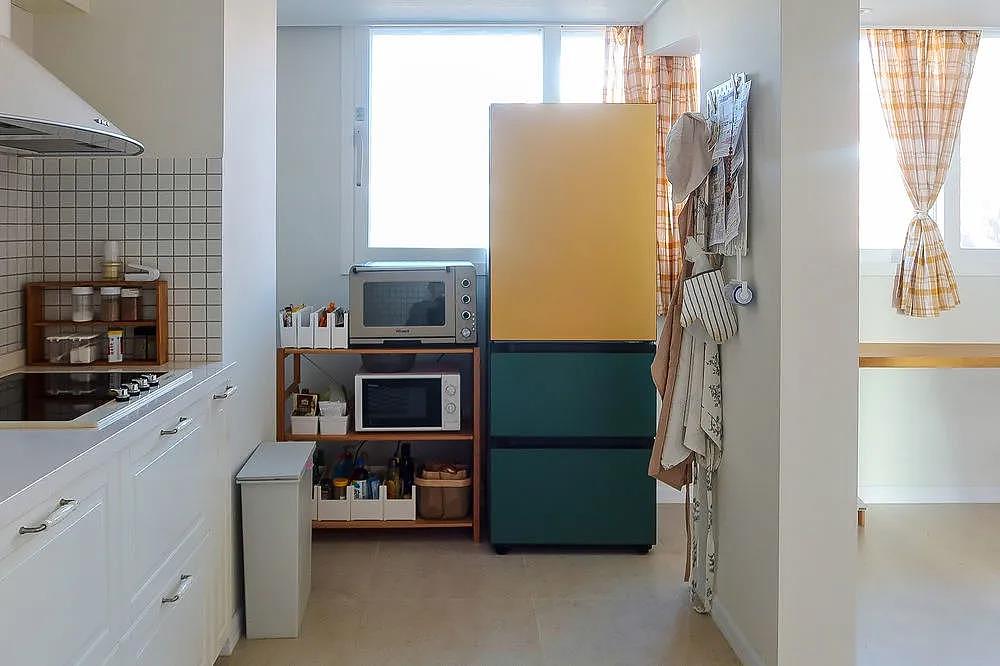 硬装非常简单,软装也只买基础款