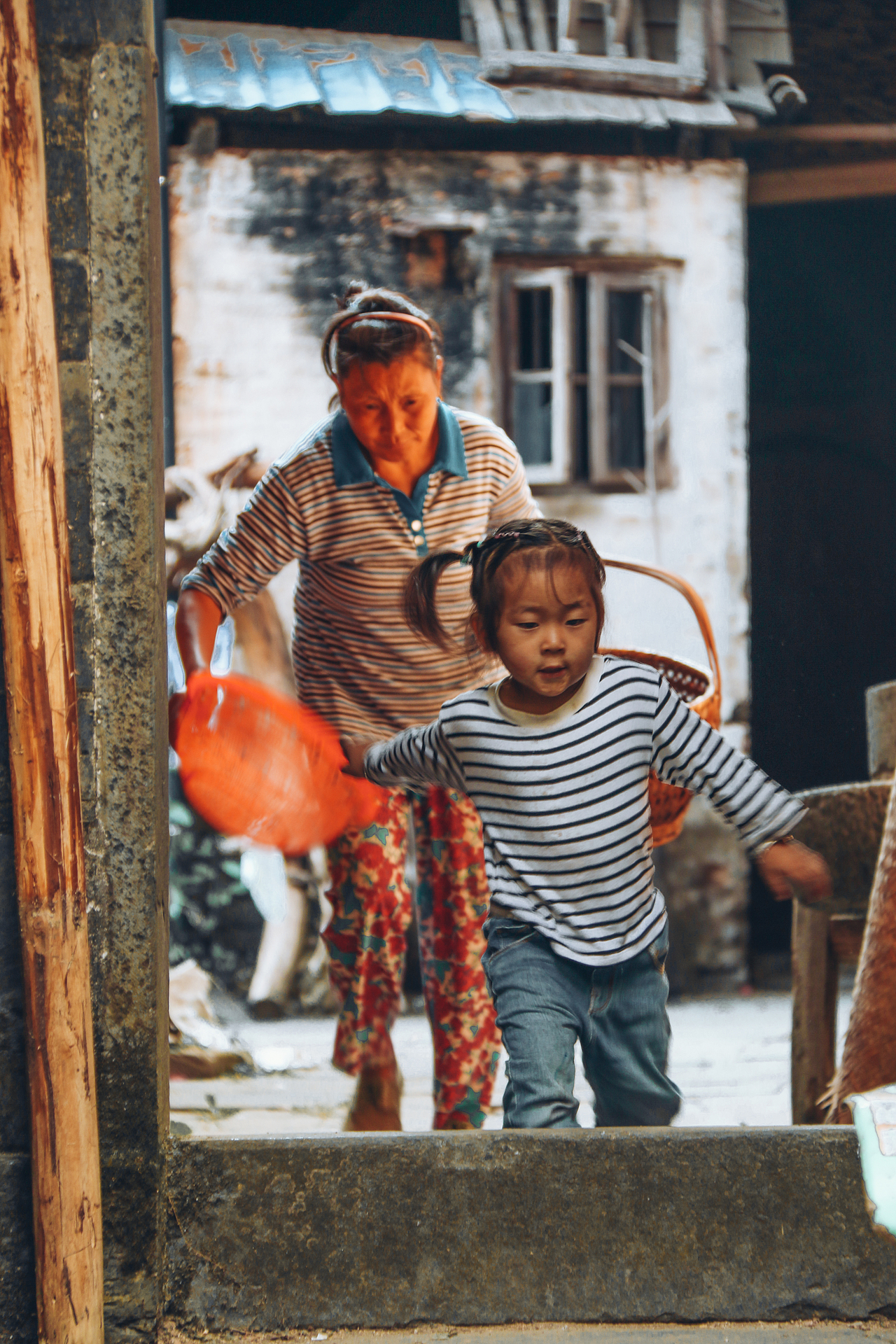 初世（图ZMjQxMzU2Mzcy） - 人像摄影 - 站酷设计师羊毛礦視物所原创素材 - 站酷ZCOOL