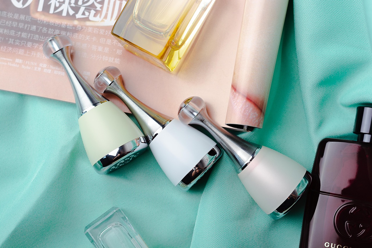 雅白导入美容仪（图ZMTk3NjA3OTA4） - 产品摄影 - 站酷设计师有间图片社原创素材 - 站酷ZCOOL