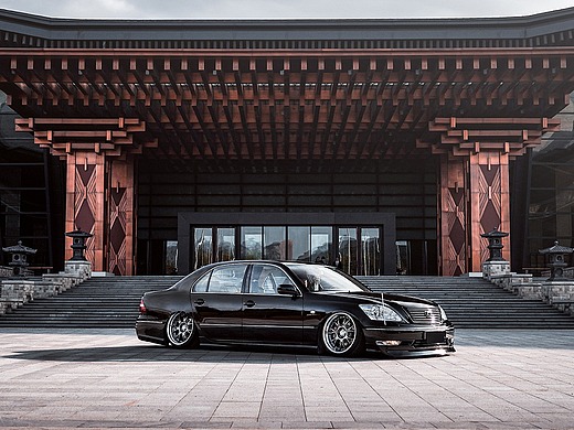 汽车摄影:雷克萨斯 ls430