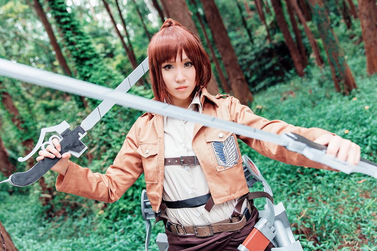 cosplay进击的巨人萨莎布劳斯