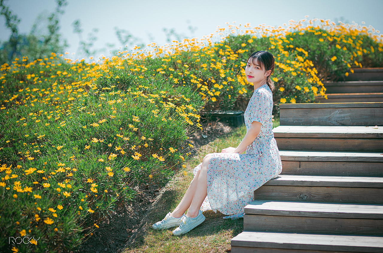 花季（圖ZMzA5ODc2MjA4） - 人像攝影 - 站酷設(shè)計(jì)師微胖凹凸曼原創(chuàng)素材 - 站酷ZCOOL