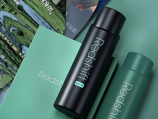 最近的一组产品渲染图