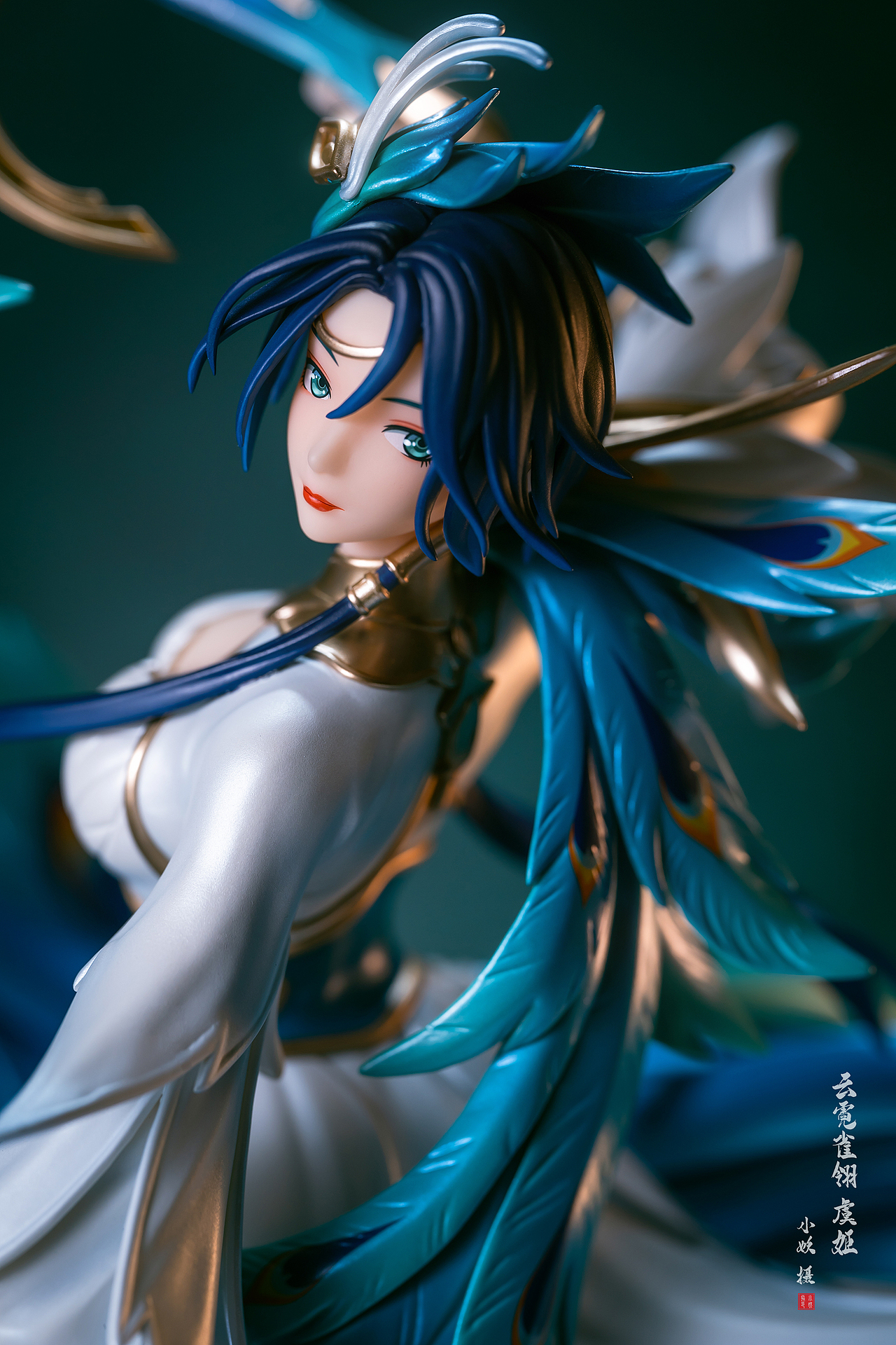 云霓雀翎——虞姬手办摄影（图ZMjY1MjIwMzQ4） - 产品摄影 - 站酷设计师一个半原创素材 - 站酷ZCOOL