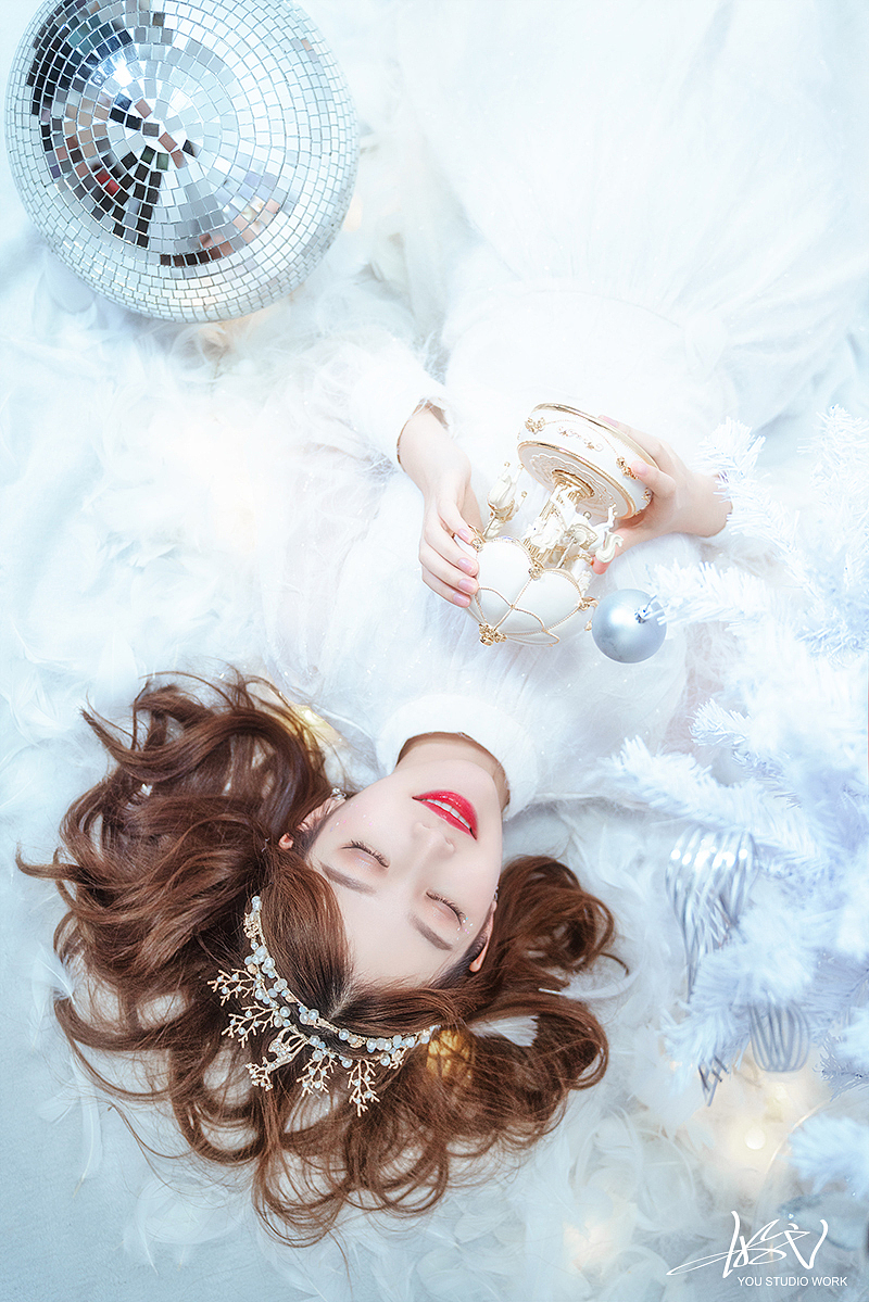 【有映画】White Christmas（图ZMTM5ODUxNDMy） - 人像摄影 - 站酷设计师游弋YOUYI原创素材 - 站酷ZCOOL