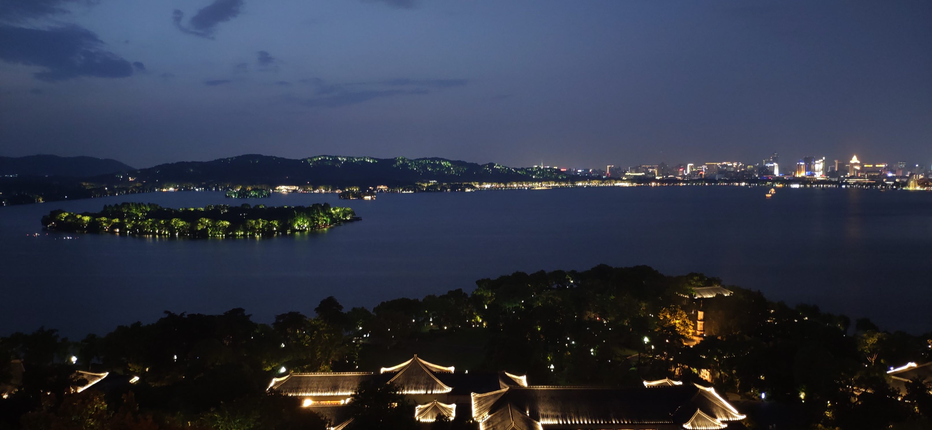 倚竹墨溪的個(gè)人主頁(yè)（背景預(yù)覽） - 主頁(yè)背景設(shè)置 - 站酷設(shè)計(jì)師倚竹墨溪原創(chuàng)素材 - 站酷ZCOOL