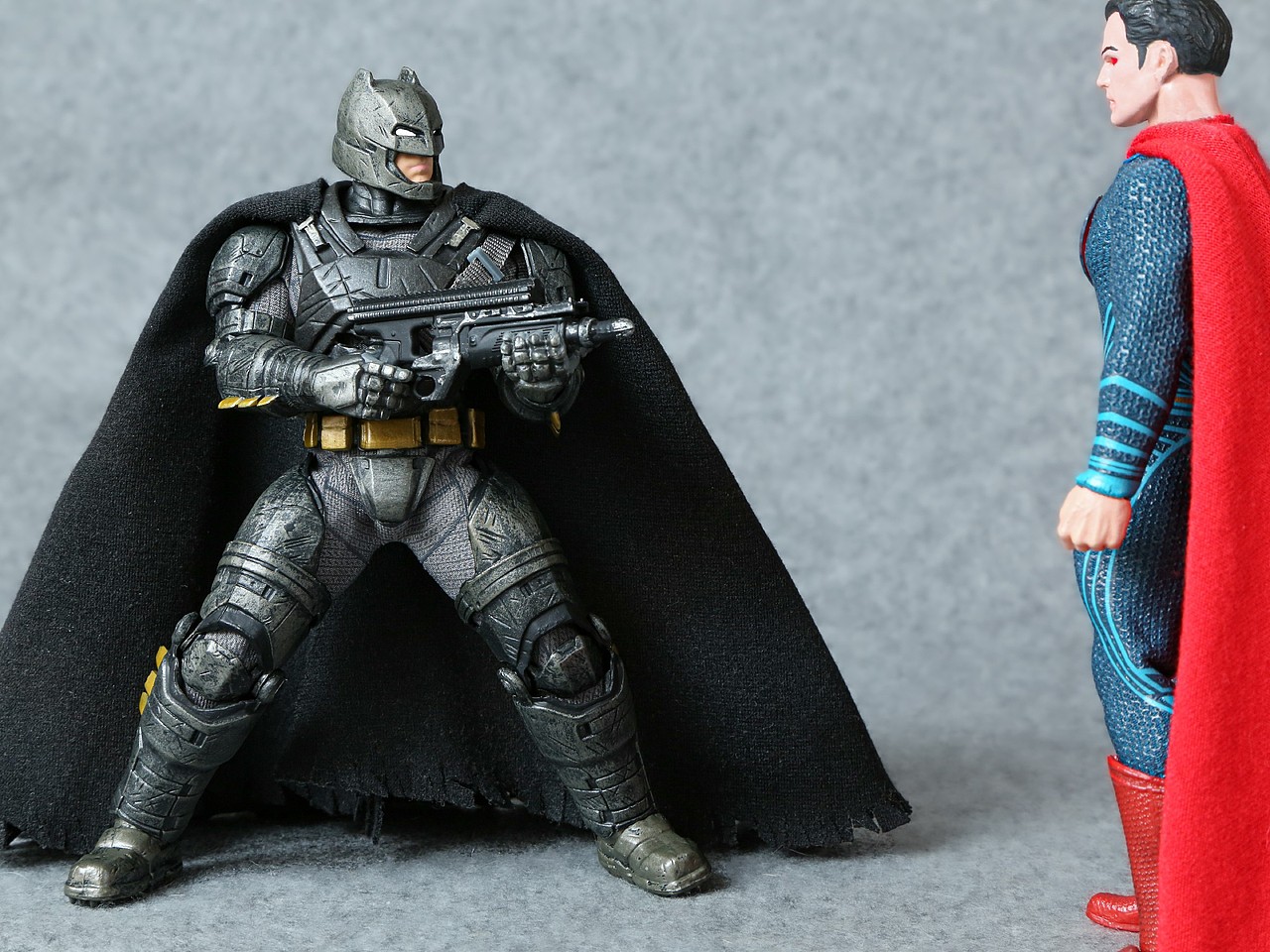 mezco重装蝙蝠侠