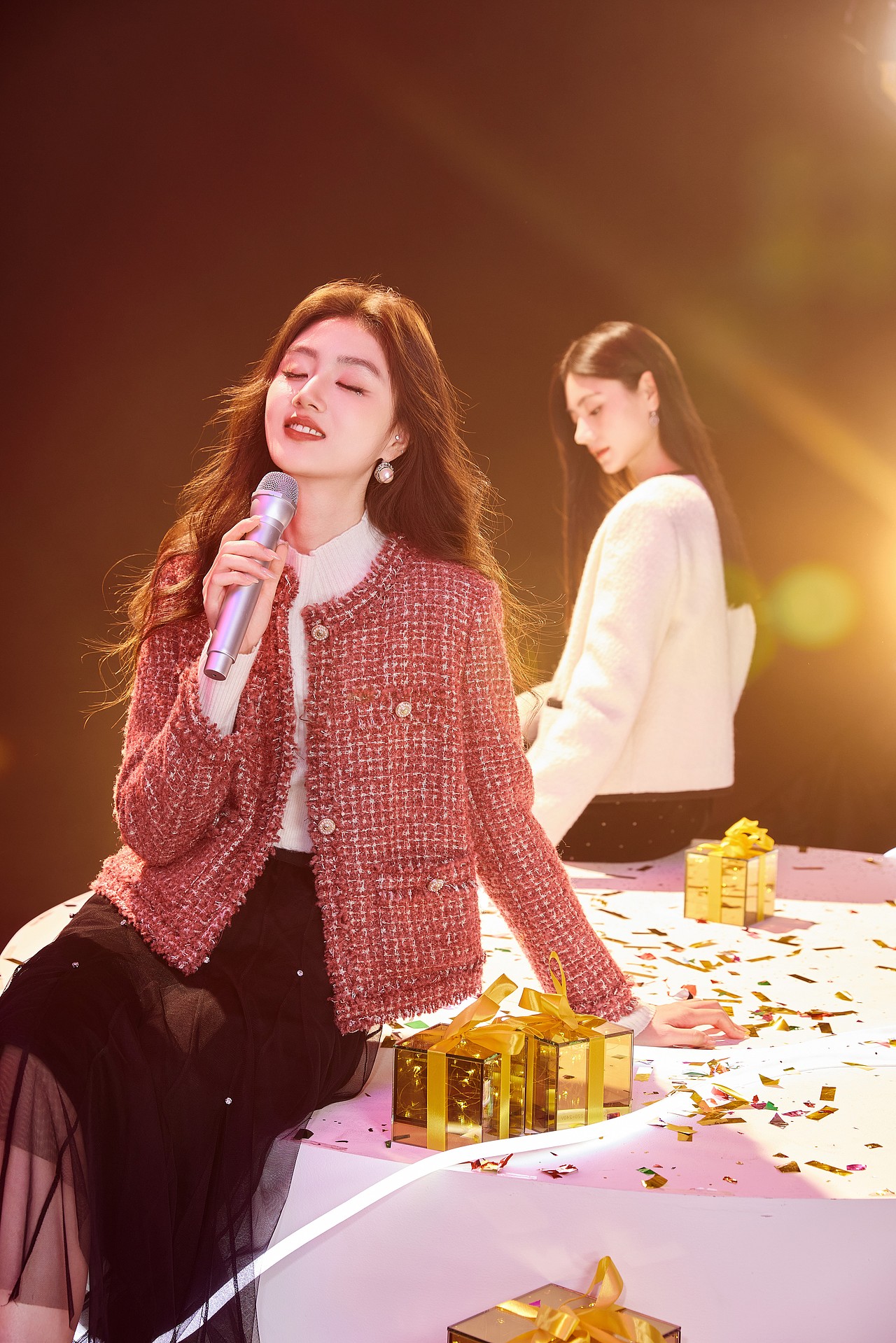 创意摄影 | 香影女装 棚内置景 杭派女装人像摄影（图ZMzU0OTg1MTA4） - 产品摄影 - 站酷设计师乐趣视觉营销原创素材 - 站酷ZCOOL