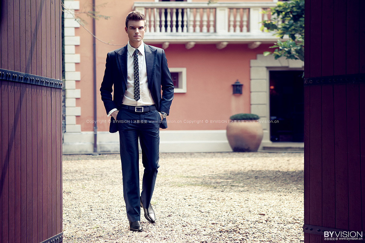 RVER 路宝-男鞋品牌广告拍摄（图ZMjIyNjM2ODgw） - 产品摄影 - 站酷设计师冰影视觉摄影原创素材 - 站酷ZCOOL