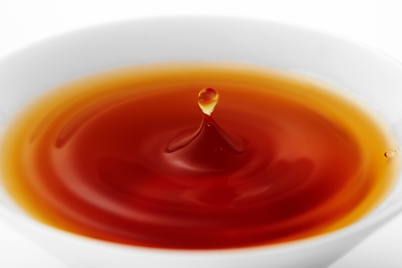 甘醇鲜爽，每一口都可以喝出滇红的深度，
滇红茶对胃肠友好，比酒健康，<br>适合过年送礼，和招待亲朋好友。