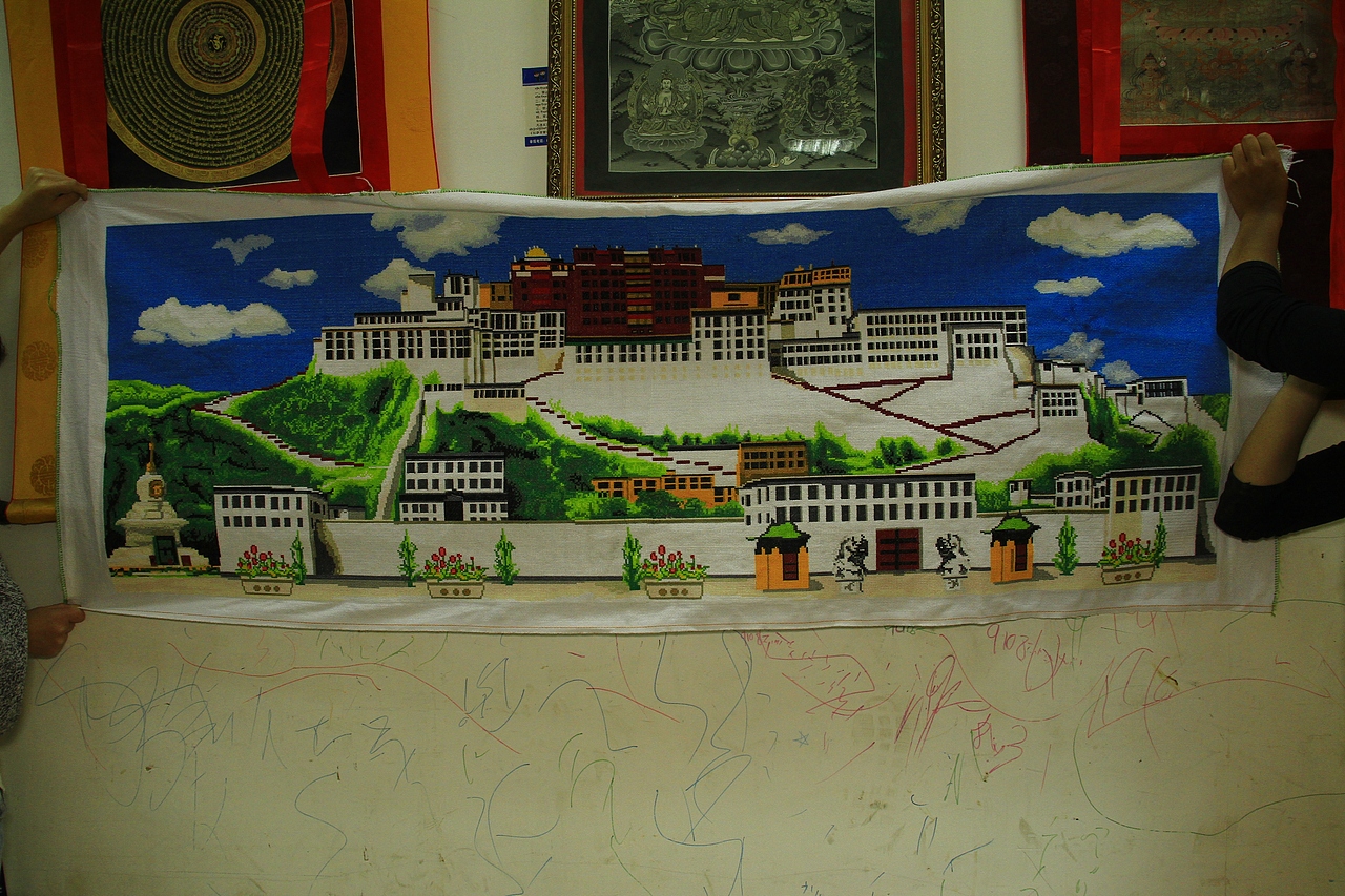 手工传统刺绣十字绣布达拉宫长卷宏伟建筑装饰艺术