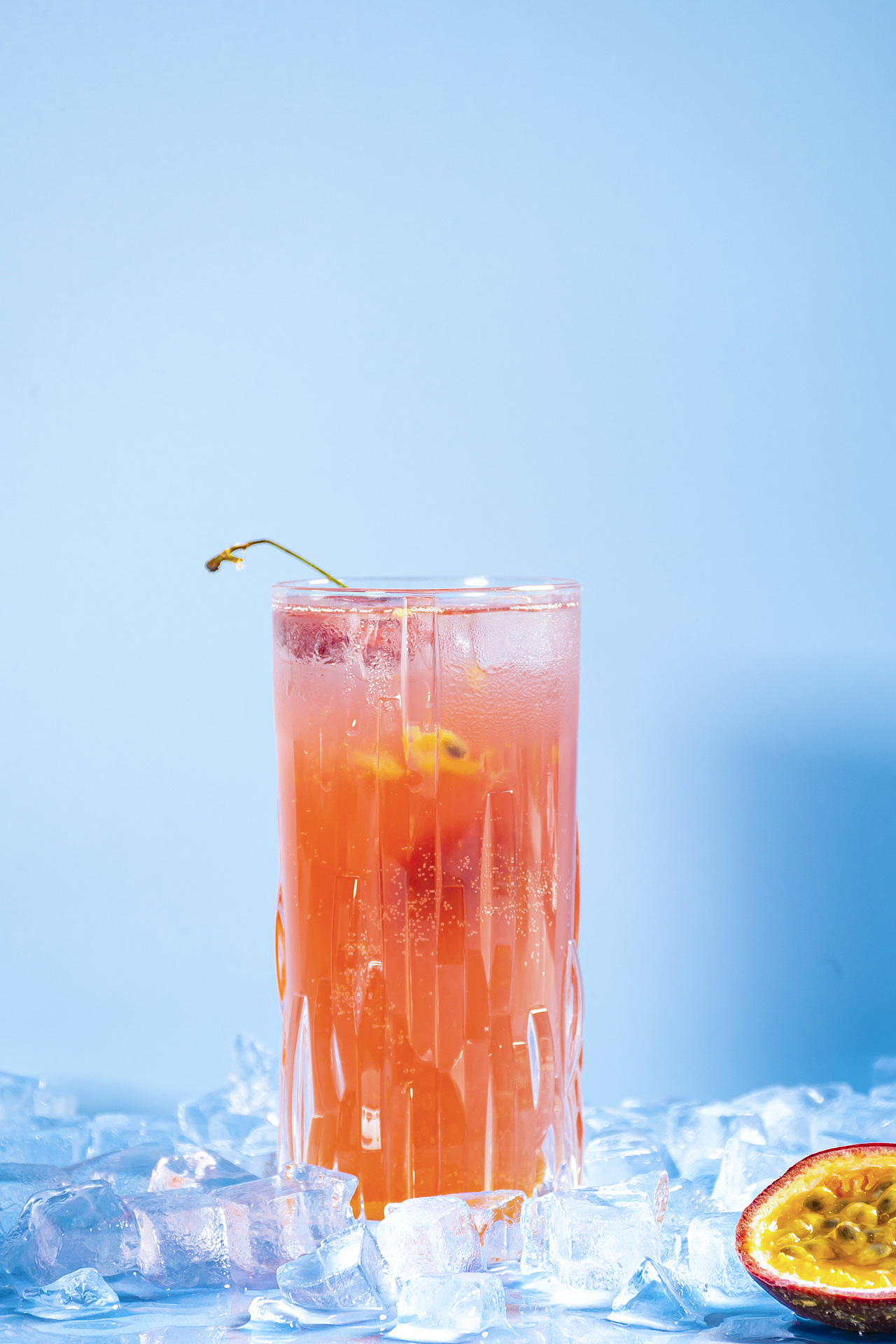 冬季限定鸡尾酒（图ZMzYxMDk0NzAw） - 美食摄影 - 站酷设计师Ron何原创素材 - 站酷ZCOOL