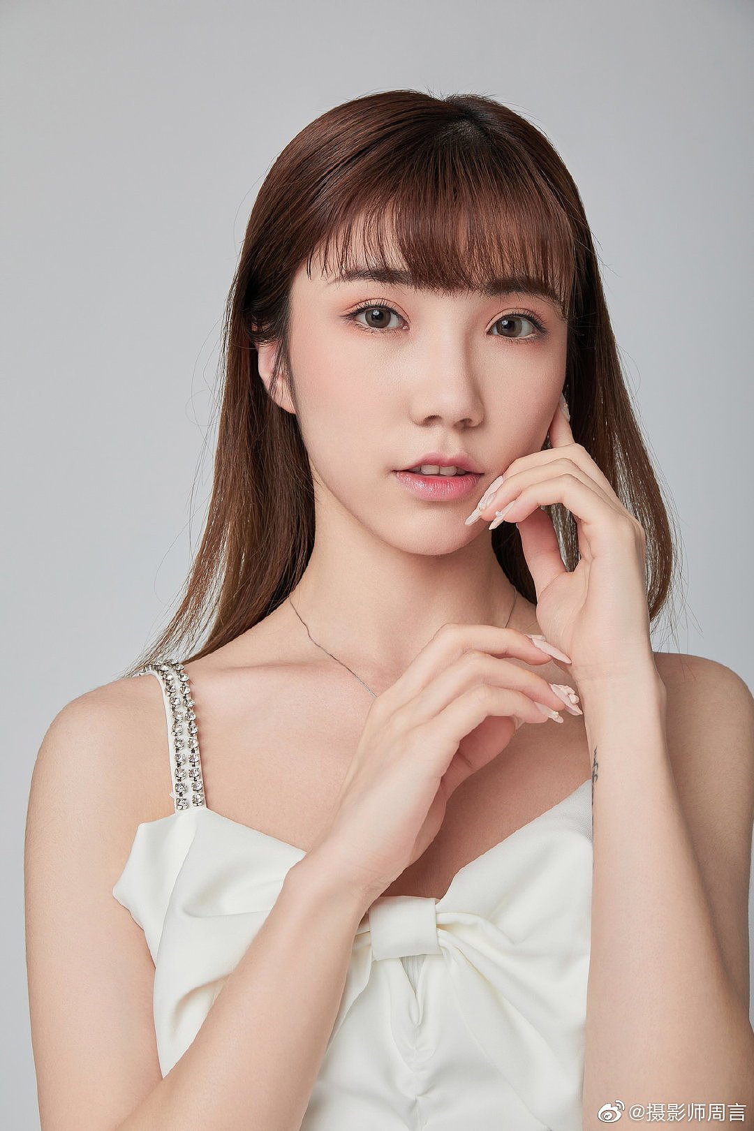 医美人像摄影后期 模特璐璐 cc关注私信版权杭州/摄影