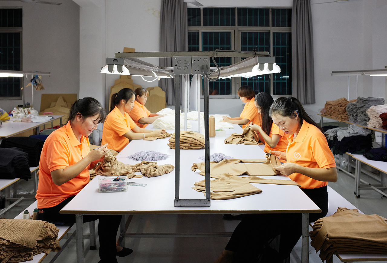 恒伊服饰工厂车间摄影 服装厂环境拍摄 东莞上门|摄影|环境/建筑摄影|