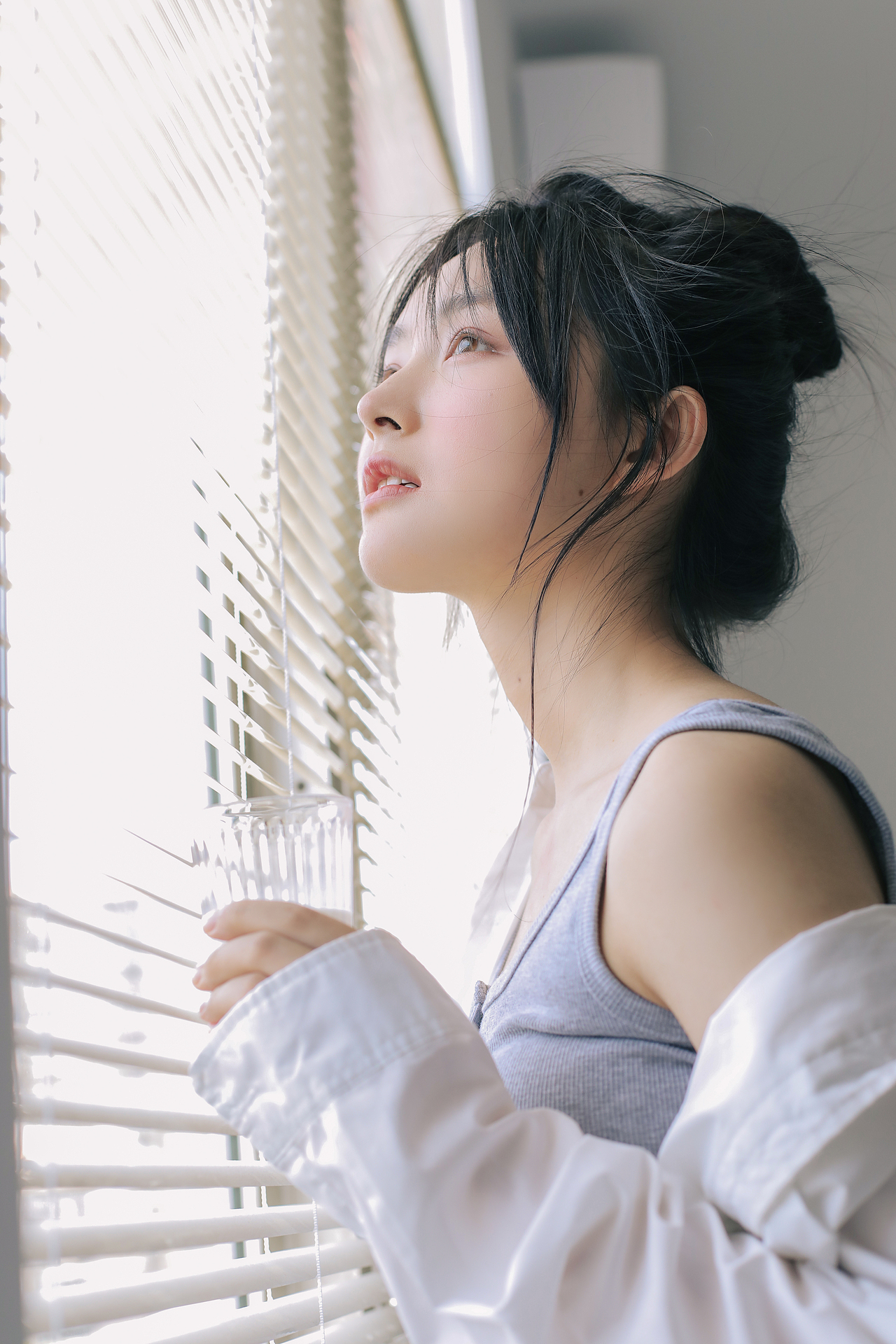 早睡早起，养成白皙牛奶肌🥛（图ZMjY1ODU4NzQw） - 人像摄影 - 站酷设计师宏赟同学原创素材 - 站酷ZCOOL