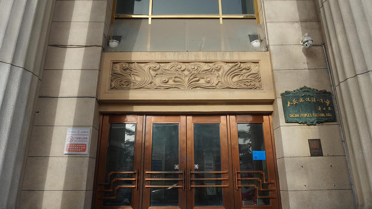 环境图形设计 / 大连地铁视觉导视系统设计中山广场站