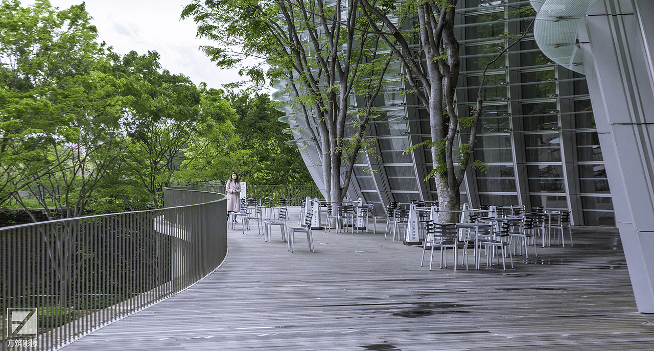 日本新国立美术馆