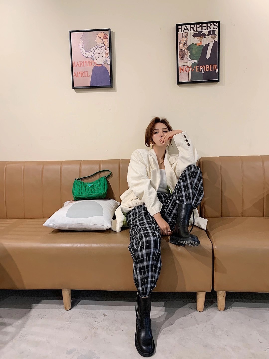 基地店主网红风服装模特摄影