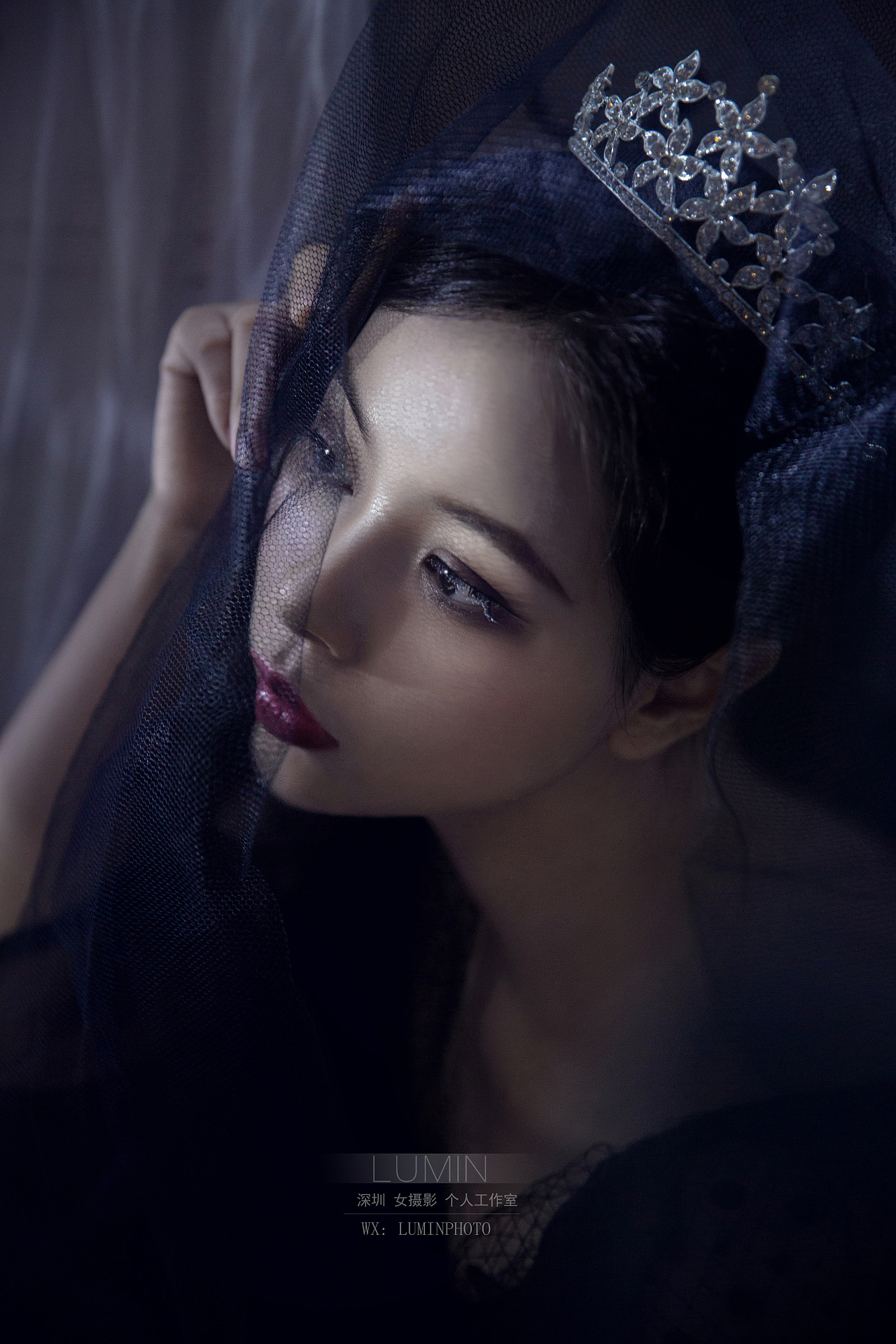 暗黑系写真 黑色婚纱 头纱照 情绪 承诺,只有听的人