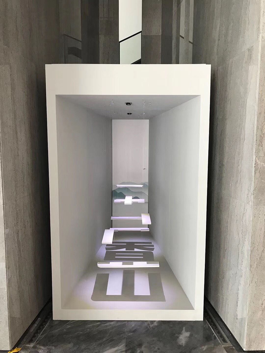 视错觉艺术装置投影吊装【香山】珠海五洲花城销售中心