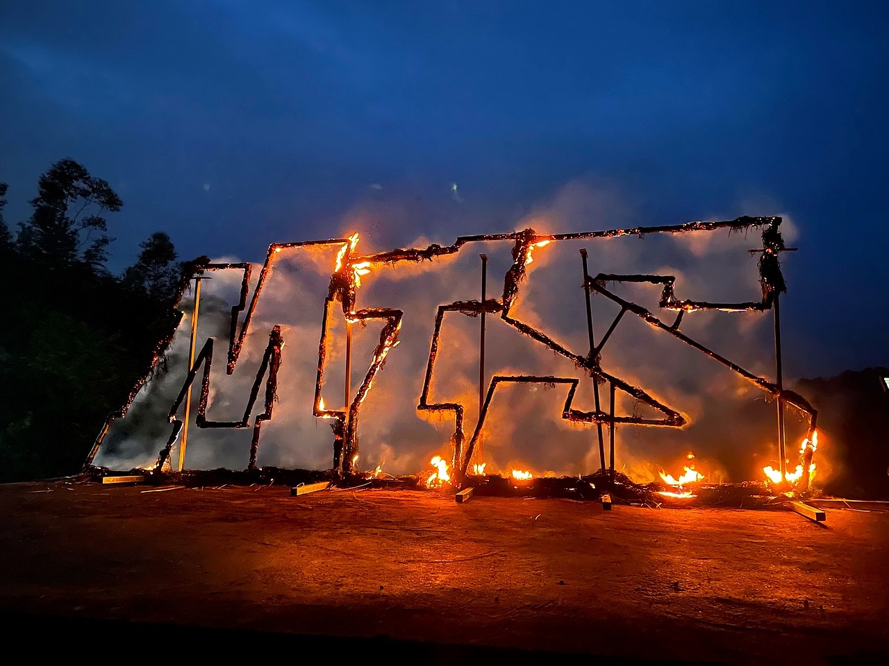 MTSxBIExDiesel-燃烧的涂鸦（图ZMjkzMzA5Mzk2） - 短片 - 站酷设计师MTS_GRAPHIC原创素材 - 站酷ZCOOL