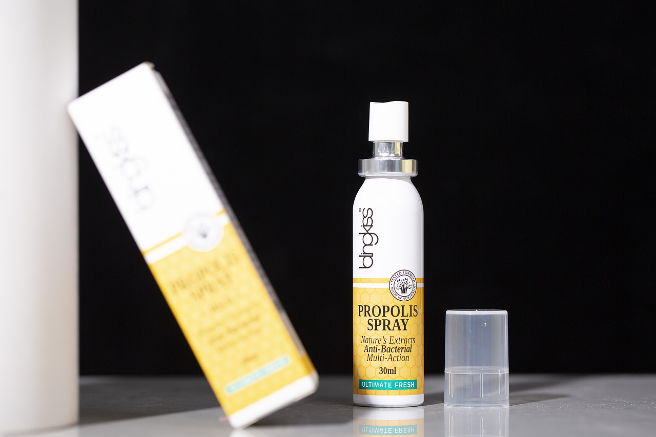 玫瑰口腔喷雾 蜂胶口腔喷雾 蜂胶口腔喷雾（图ZMjI5ODc1ODg4） - 产品摄影 - 站酷设计师有间图片社原创素材 - 站酷ZCOOL