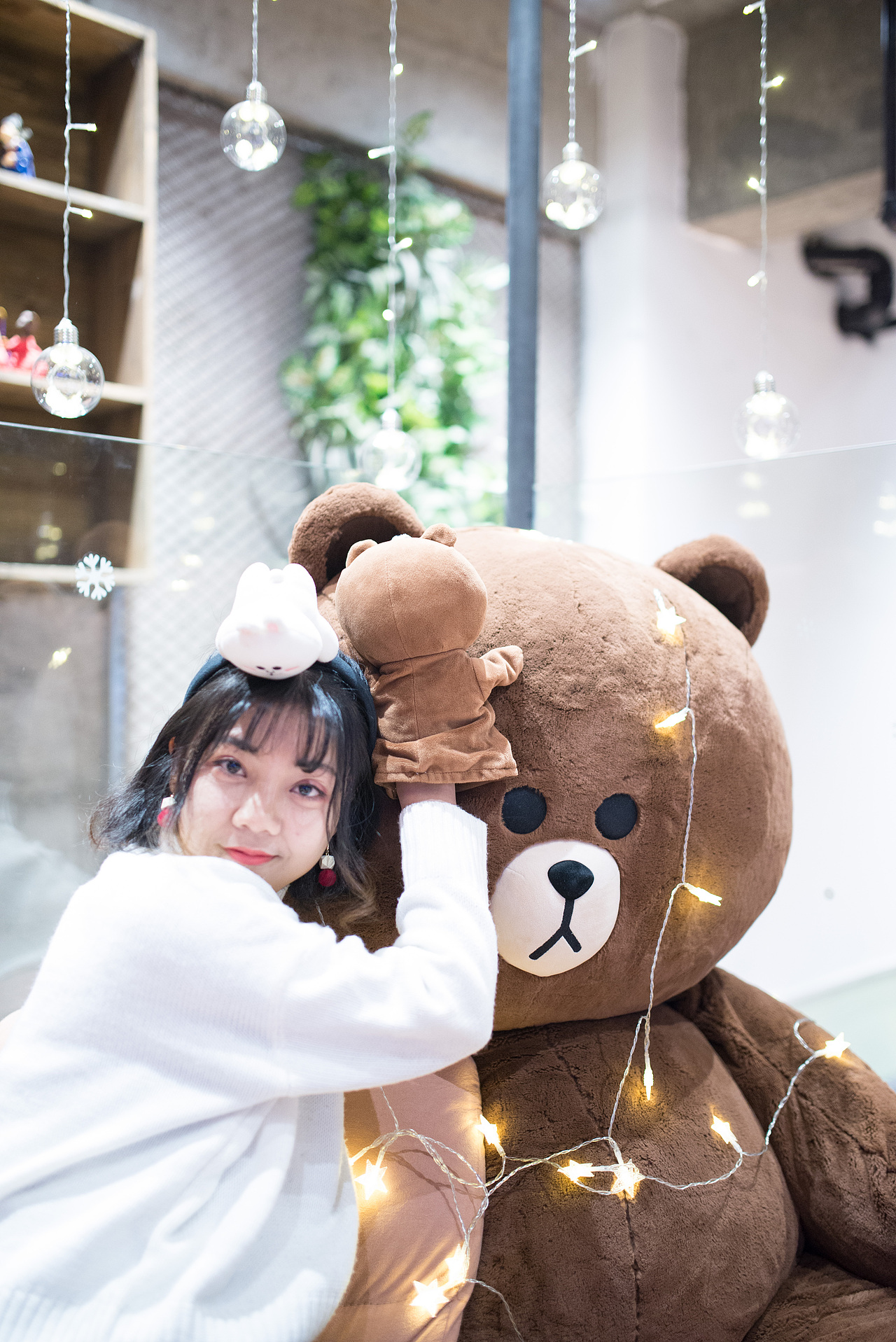 迟到的圣诞节（夜景人像+布朗熊）你看见过我的小熊吗（图ZMTAzNzE1ODg4） - 人像摄影 - 站酷设计师Yandex_yan原创素材 - 站酷ZCOOL