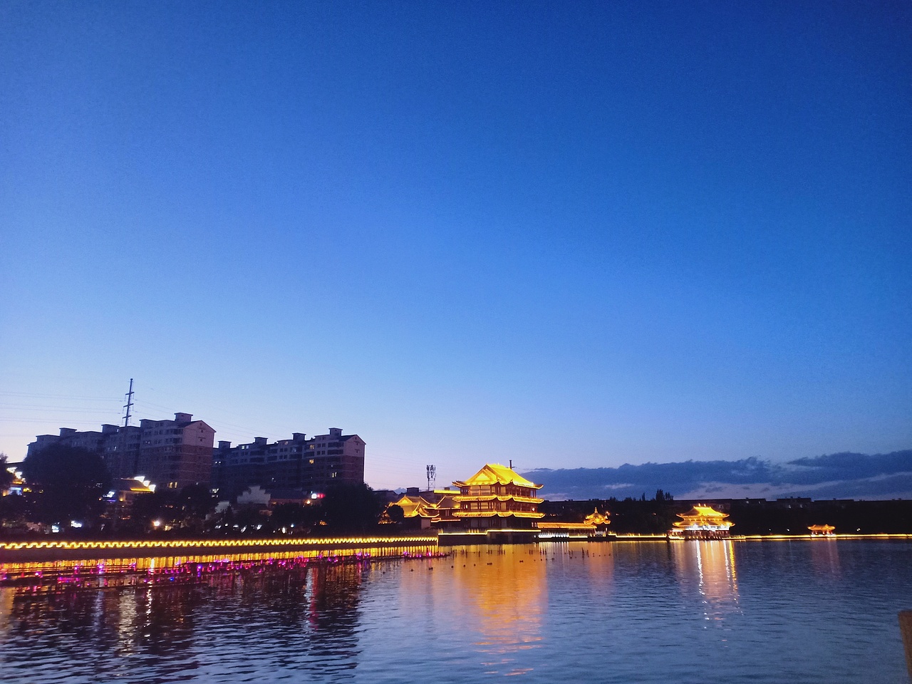 随手拍（图ZMTg3MDcxMjIw） - 人文/纪实摄影 - 站酷设计师冯Silvia原创素材 - 站酷ZCOOL