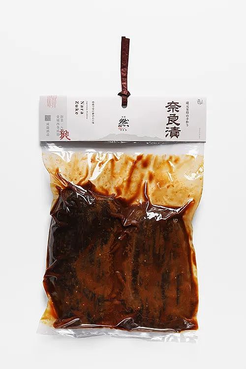 获奖作品 | 《黑暗中的甜玉米》（图ZMjczNzI4NzE2） - 包装 - 站酷设计师hiiibrand原创素材 - 站酷ZCOOL