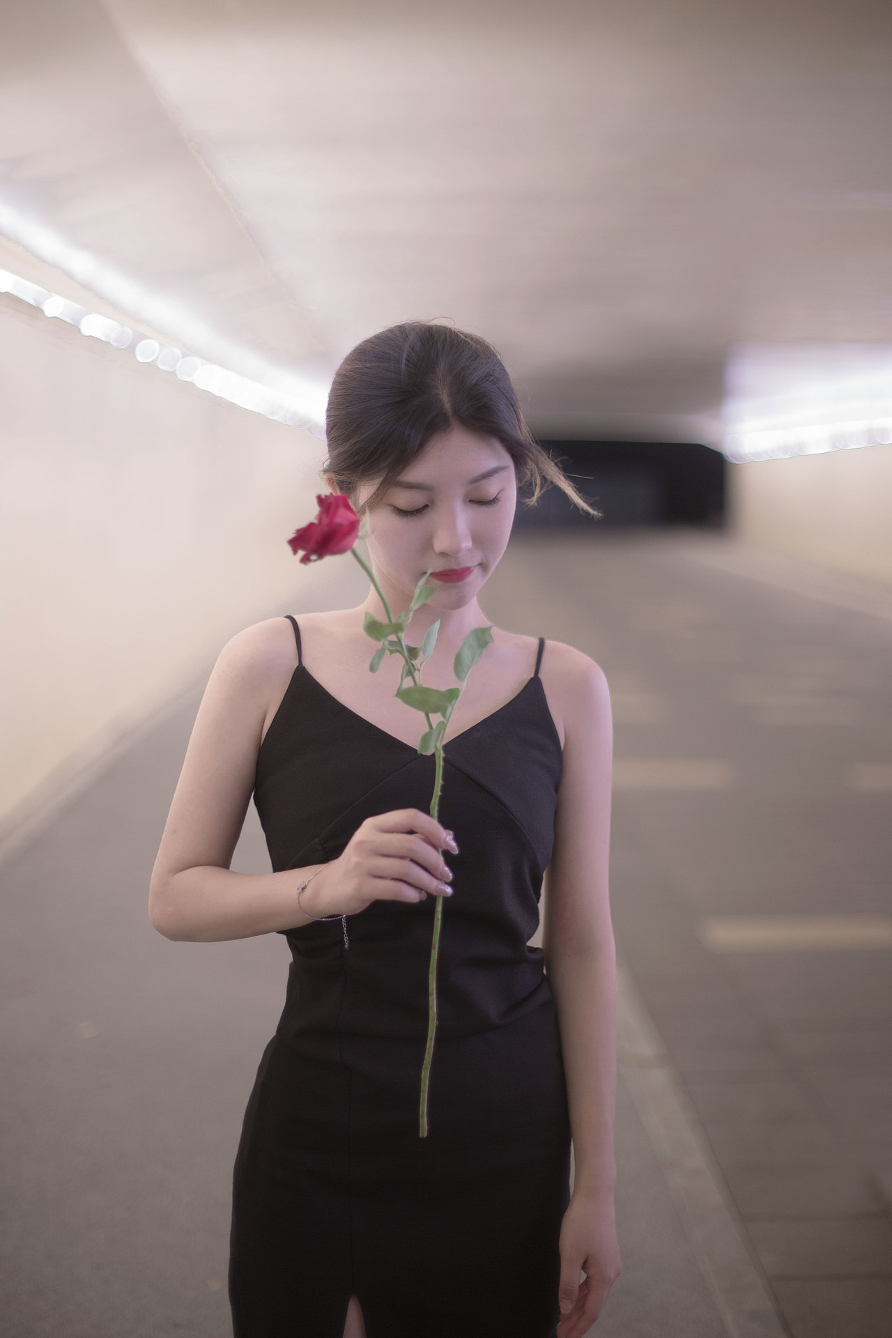 夜景人像写真 隧道风