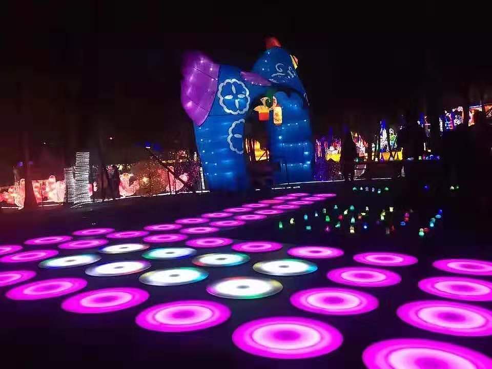 彩色发光道具地板砖互动神器