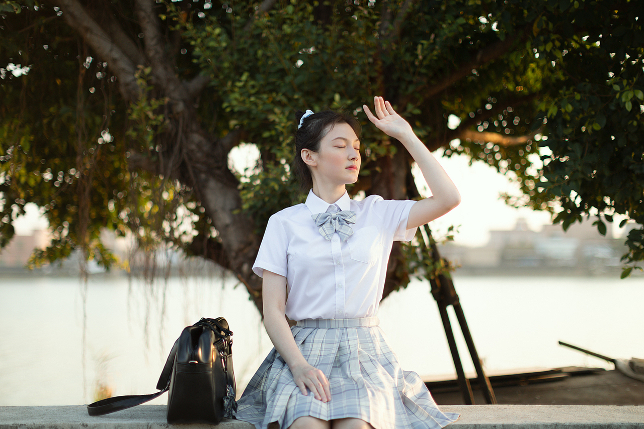 轻（图ZMjMzNTEwMjA0） - 人像摄影 - 站酷设计师青_Mu原创素材 - 站酷ZCOOL