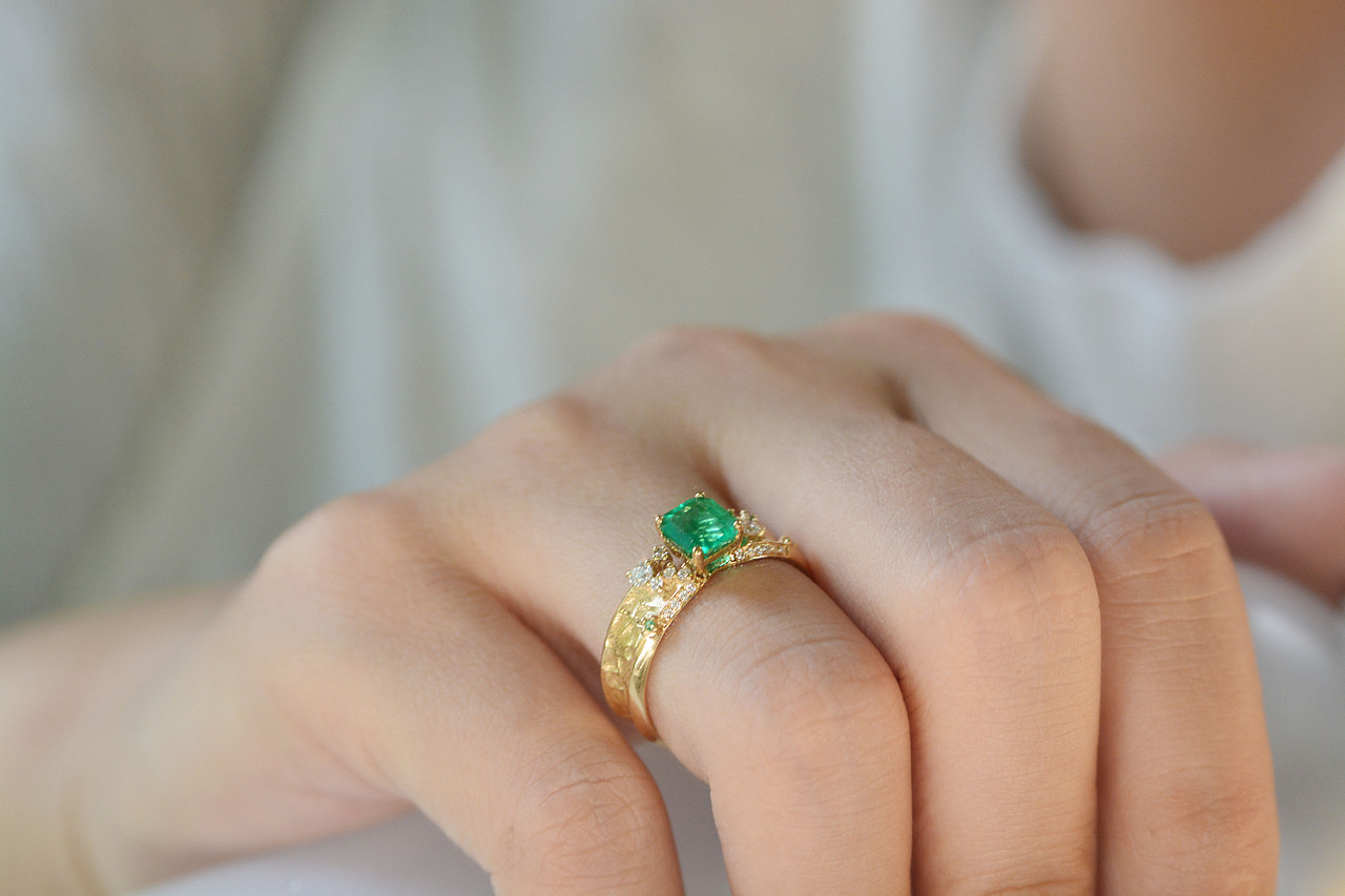 酷而高贵的金牛座(祖母绿、钻石款)