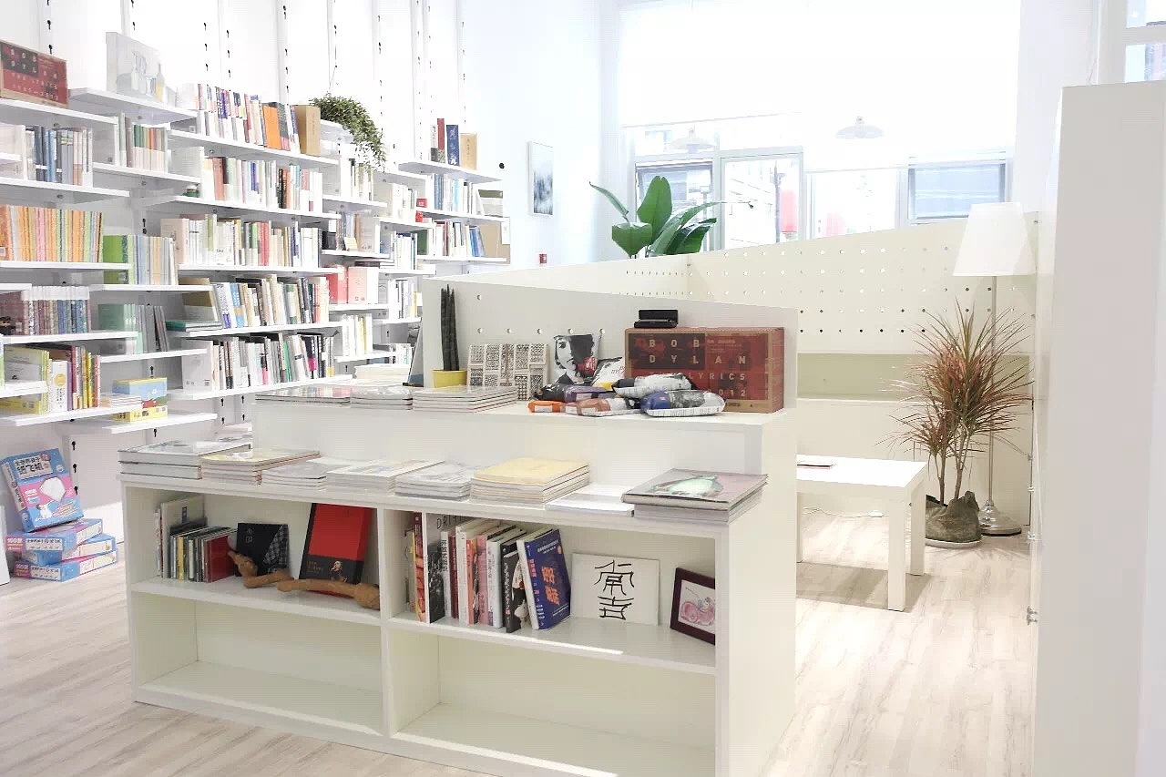 一个小岛上的独立书店