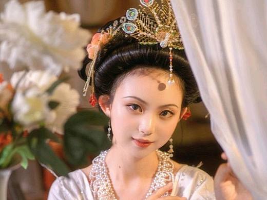 女儿国国王