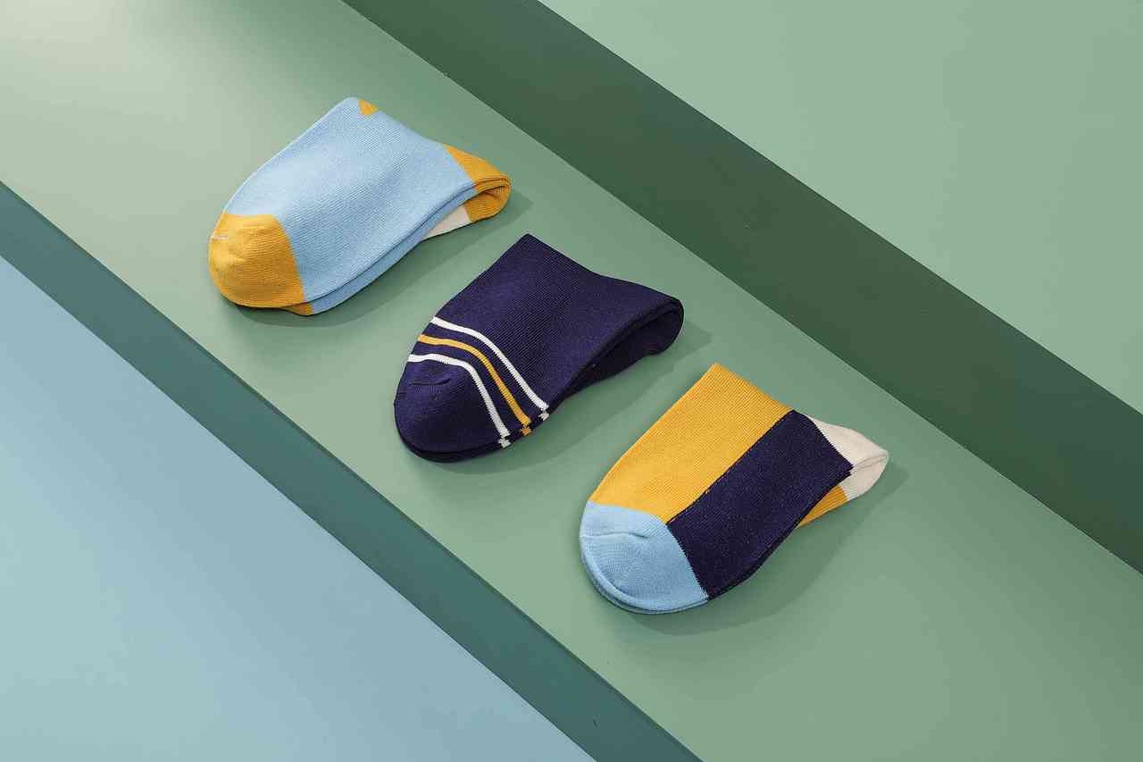 襪子靜物拍攝（圖ZMjUzNzk2NTg0） - 產(chǎn)品攝影 - 站酷設(shè)計師奔月的兔子原創(chuàng)素材 - 站酷ZCOOL