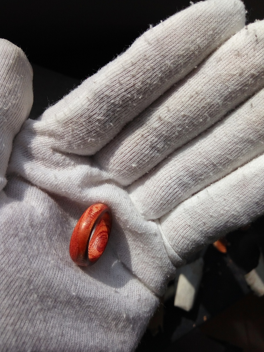 原创作品:香椿木戒