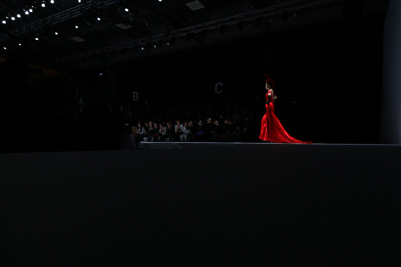 标志设计 不眠夜 NuitBlanche（图ZMTI0ODE1NTgw） - Logo - 站酷设计师太湖龙景原创素材 - 站酷ZCOOL