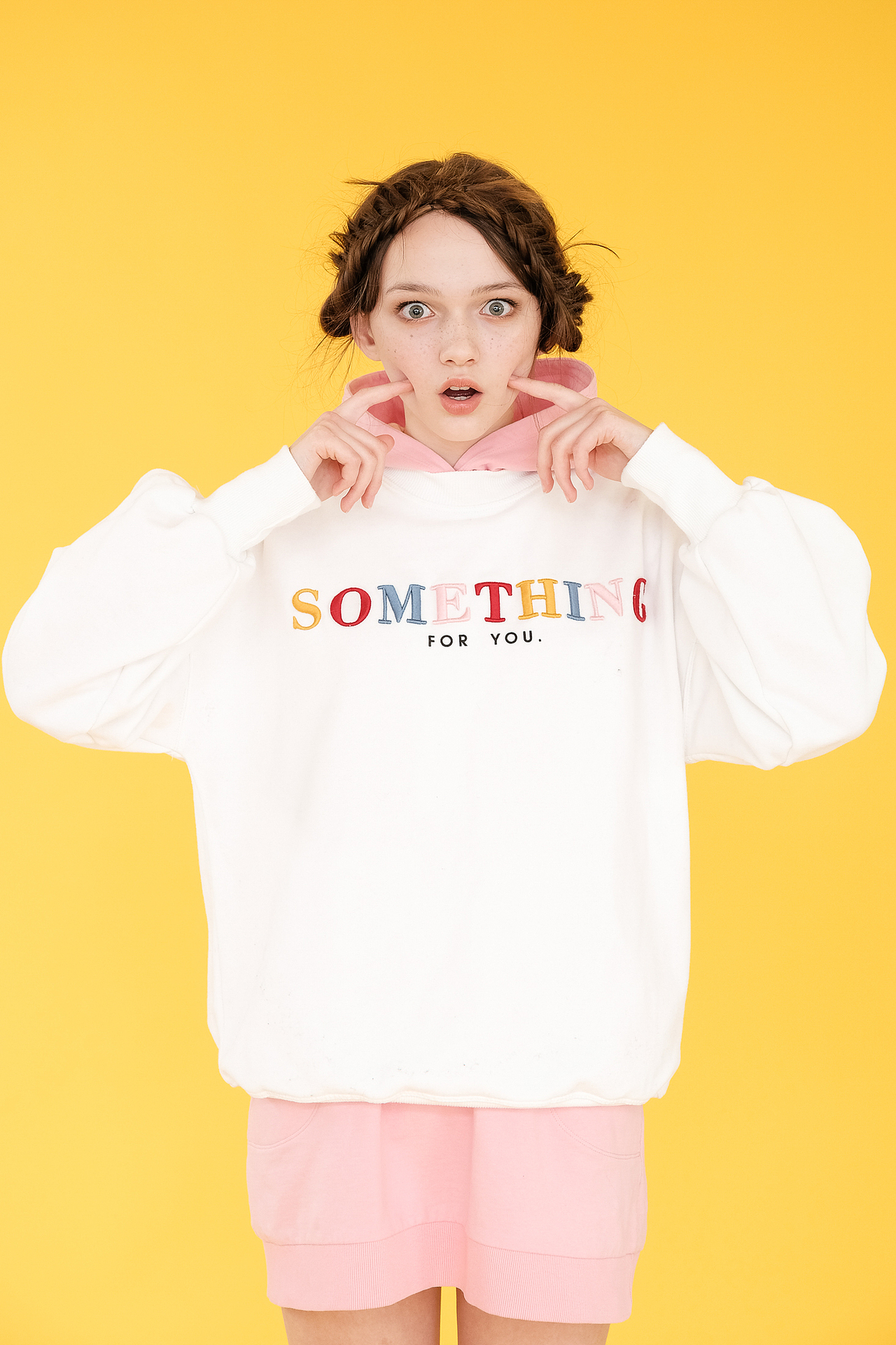 少女风服装平面广告