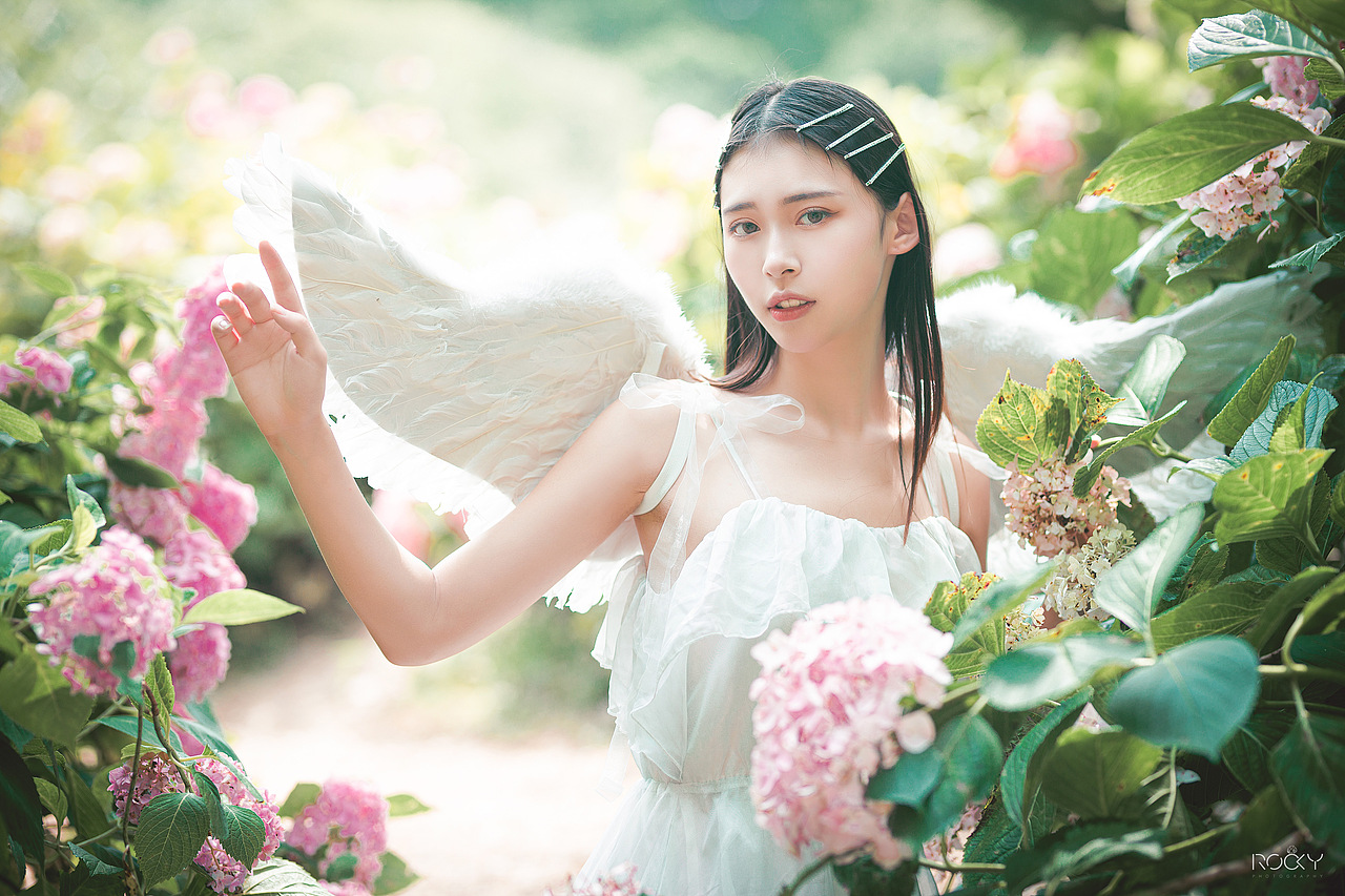 绣球花仙子（图ZMzA5ODc3OTAw） - 人像摄影 - 站酷设计师微胖凹凸曼原创素材 - 站酷ZCOOL