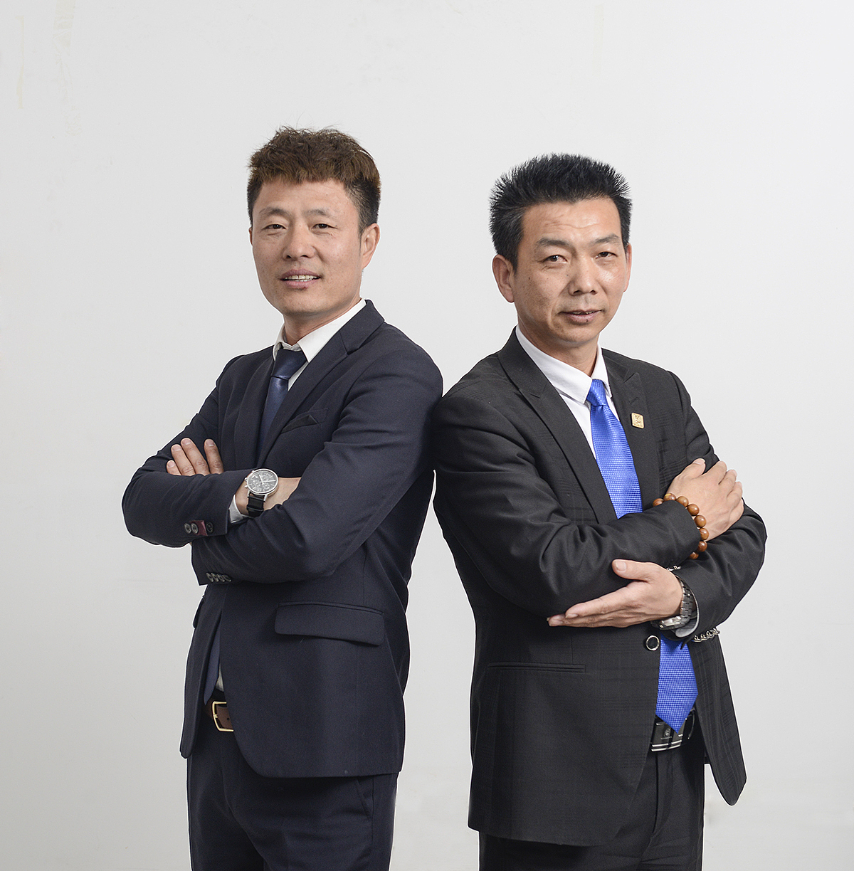 【企业形象摄影】—— 郑州商贸公司拍摄（图ZMjg5NzIyMDI4） - 人像摄影 - 站酷设计师郑州呈美大合影原创素材 - 站酷ZCOOL