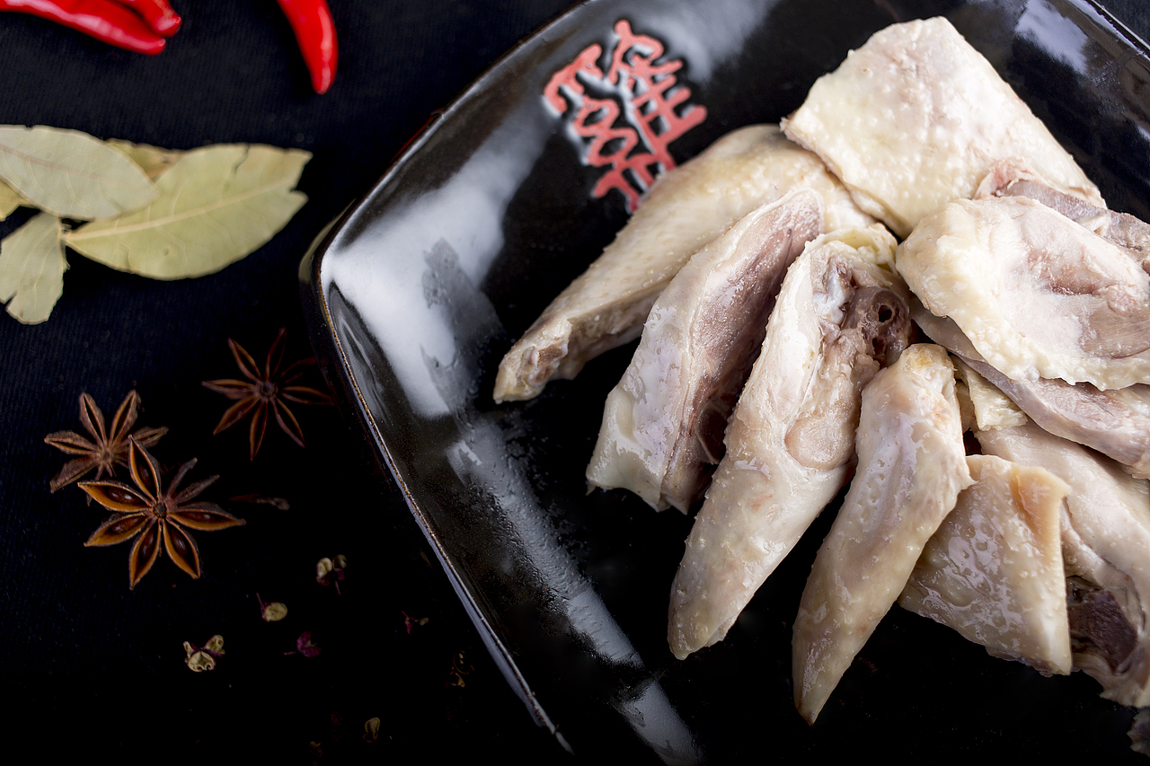 夜深人静，来看看郎爷的鸡吧（图ZMTM1NDUyODY0） - 产品摄影 - 站酷设计师狗不李包子原创素材 - 站酷ZCOOL