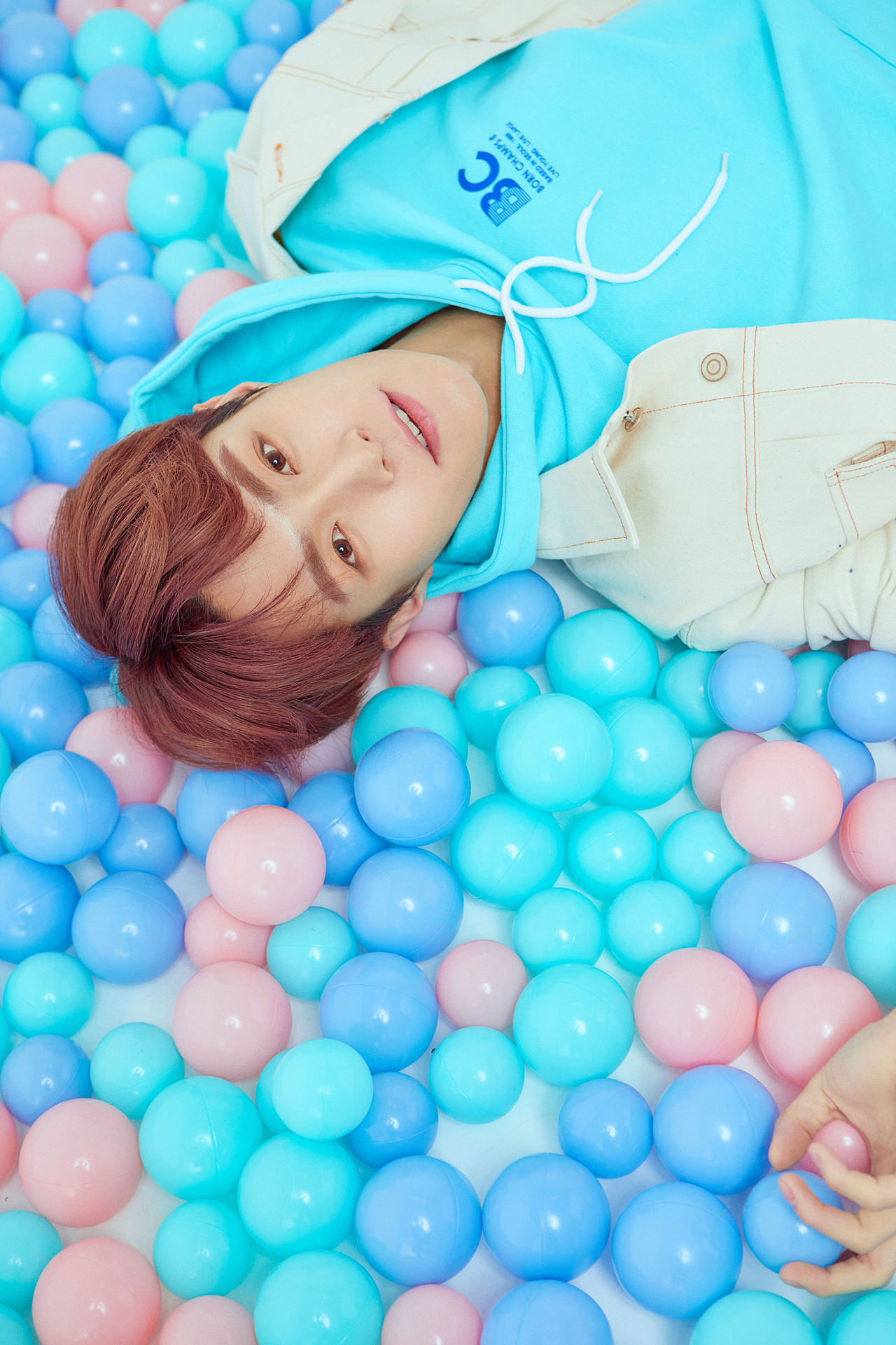 六一快乐!四个180cm的大男孩