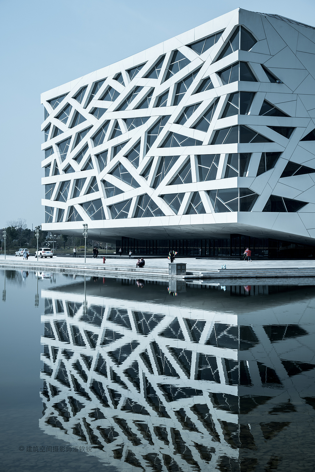 余杭大剧院（图ZMTUwMDg1MTI4） - 环境/建筑摄影 - 站酷设计师摄影师潘钦锐原创素材 - 站酷ZCOOL